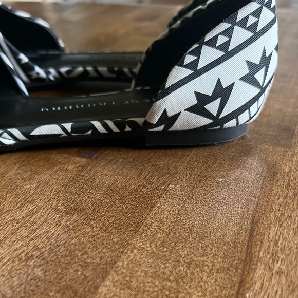 Chinese Laundry "Easy Does It" Aztec Canvas Flats - Picture 10 of 13